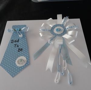 Elephant Mom-to-Be Corsage/FREE Dad-to-Be Tie